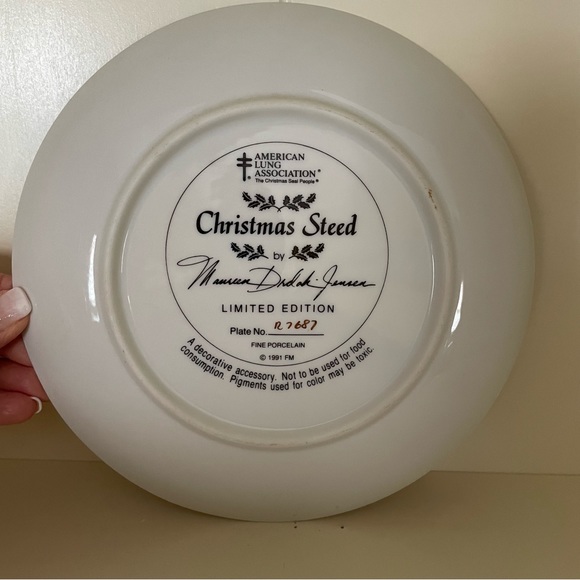 Limited Edition Carousel Horse “Christmas Steed” Christmas Plate No. R7687 1991 - Picture 3 of 5